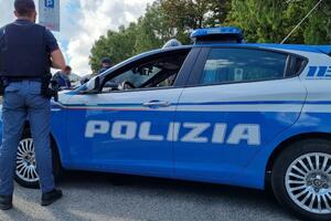 Forte dei Marmi: controlli serrati dellpolizia permettono di individuare i rsponsabili di atti vandalici