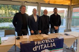 Fratelli d'Italia Viareggio: "Apertura a chiunque voglia dare una mano" dice l'onorevole Riccardo Zucconi