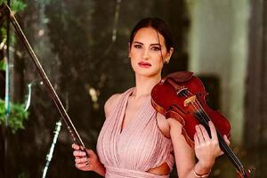 Concerto Duo violino e pianoforte a Villa Bertelli, domenica 7 giugno