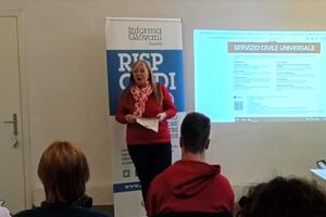 Servizio Civile Universale, ultimissimi giorni per accedere ai 74 posti messi a disposizione dall’Azienda USL Toscana nord ovest. Scadenza fissata giovedì 16 aprile