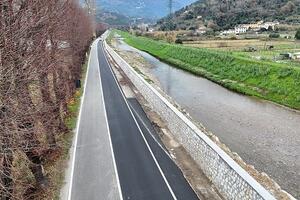 Camaiore: Via Provinciale, terminato il lotto di lavori per la realizzazione del nuovo muro sull’argine del fiume Camaiore