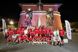 Palio dei bagni a Forte dei Marmi: presentazione ufficiale in piazza Garibaldi degli equipaggi della 34° edizione