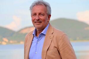 "I consiglieri comunali di Viareggio non abbiano paura a staccare la spina all'amministrazione Del Ghingaro": il consigliere della Lega Baldini invita a passare al Commissario Prefettizio