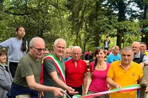 Camaiore, festa a Campo all’Orzo: taglio del nastro per Baita Verde dopo i lavori di ristrutturazione