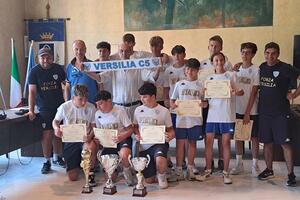 Calcio a cinque: Versilia C5 sugli scudi, le congratulazioni dell&#039;amministrazione