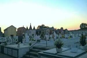 Forte dei Marmi: cambio orario cimitero comunale a seguito del termine dell’ora legale e della commemorazione dei defunti