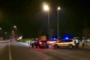 Nuovo codice della strada, pugno duro della polizia municipale di Forte dei Marmi: tre denunciati per guida in stato di ebbrezza