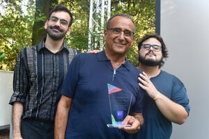 Carlo Conti premiato ad Orizzonti differenti, Pensieri distinti