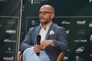 &quot;Africani brava gente&quot;. Al Caffè della Versiliana l’analista geopolitico Matteo Giusti presenta il suo ultimo libro