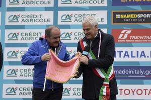 Camaiore e la Tirreno-Adriatico insieme fino al 2027