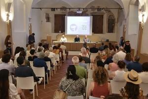 Nasce l&#039;Associazione &quot;Gallerie d&#039;arte di Pietrasanta – Collectors Night&quot;: