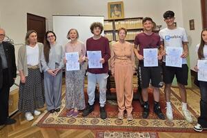 Concluso il progetto "Le biblioteche per la scuola" dell'Accademia Maria Luisa di Borbone che ha coinvolto gli studenti dello scientifico Barsanti e Matteucci e dell'istituto Galilei Artiglio di Viareggio