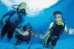 Piccoli sub crescono: a Forte dei Marmi tornano i corsi di avviamento alla subacquea. Fino al 24 aprile aperte le iscrizioni per l'edizione 2026 del percorso promosso dall'Ufficio Sport.