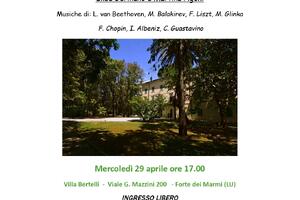 Concerto per pianoforte a Villa Bertelli, mercoledì 29 aprile