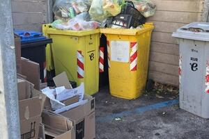 "Le piazzole per i rifiuti dell'amministrazione Pierucci a Camaiore sono un fallimento. Servono soluzioni moderne e rispettose dei cittadini": la proposta di Romboni di FdI