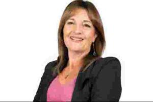 Marzia Lucchesi, consigliera d'opposizione di Massarosa replica al vicesindaco Del Soldato e a tutto il PD