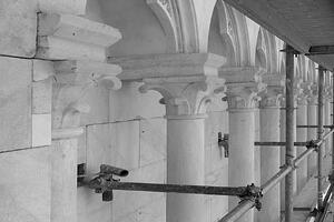 Pietrasanta "in movimento" fra arte e passione sportiva
