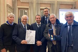 Conferita al Club Nautico Versilia la Stella d’Oro al merito sportivo