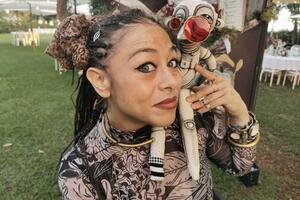 &quot;Bischeri Organici&quot;: la mostra di Elisa Tamburrini-Pelle d&#039;Oca al Caffè Così com&#039;è di Viareggio