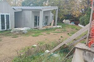 Marzia Lucchesi e Pietro Bertolaccini, consiglieri comunali di Massarosa: "Asilo nido di Piano di Mommio: ennesimo disastro dell'amministrazione Barsotti"