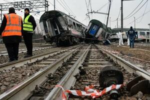 Tragedia ferroviaria di Pioltello, i familiari della strage di Viareggio: “Sentenza vergognosa”