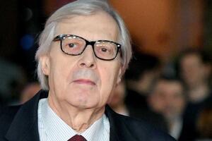 Vittorio Sgarbi torna a Villa Bertelli con l'ultimo libro "Il cielo più vicino. La montagna nell'arte", venerdì 19 giugno