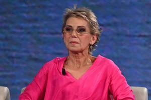 Concita De Gregorio con il libro  Di madre in figlia a Villa Bertelli in diaologo con Fabio Genovesi il 13 luglio