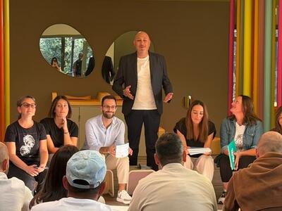 Seravezza: al via le attività del Nido d'Infanzia con l'assemblea dei genitori. Prima sorpresa: l'ampliamento dell'orario di apertura