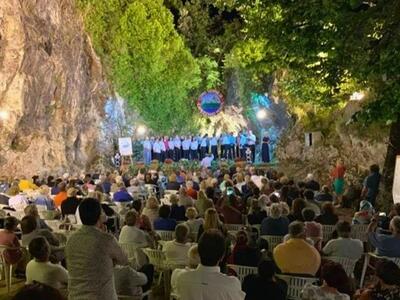 Shopping, arte e musica per "entrare" nel cuore dell'estate a Pietrasanta