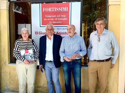 Mostra "Fortissimi. Emigranti sul ring: un secolo di battaglie in America" a Villa Argentina, dal 13 giugno al 2 agosto