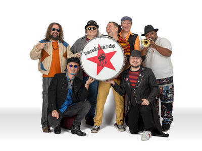 A Levigliani sabato 22 agosto gran finale con la BandaBardò