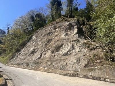 Camaiore: conclusi i lavori per la messa in sicurezza della frana sulla via per Torcigliano