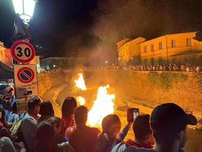 Tutto pronto a Seravezza per la fiera patronale di San Lorenzo: due giornate di fiera, musica, gastronomia, focata, fuochi artificiali