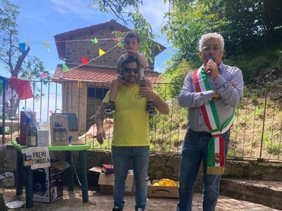 Successo per la prima edizione di “Falcioli in Festa”: comunità, partecipazione e solidarietà per l’acquisto di un DAE