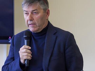 Gastroenterologia a rischio chiusura? Murzi: "Arrivano notizie preoccupanti, ma l'Azienda non ha informato la Conferenza Zonale né i sindacati"