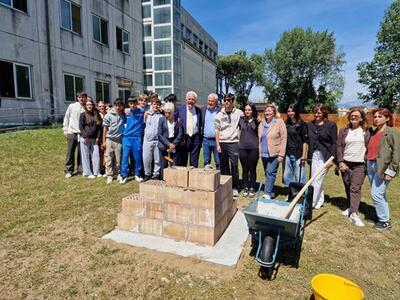 Partono i lavori al Liceo delle Scienze umane ‘Chini’ di Lido di Camaiore: più aule e all’avanguardia per una scuola in crescita