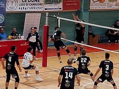 Pallavolo Serie B: UPC SDH domenica a Camaiore contro la capolista Tuscania