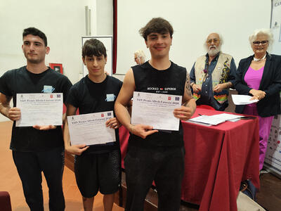 XXIV Premio Catarsini per opere tattili: vittoria di gruppo del 'Marconi' di Seravezza con le Cave reinterpretate in marmo statuario