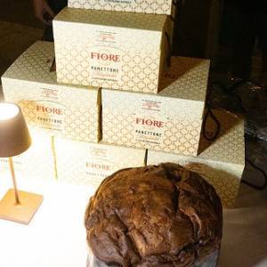 PanettoneEstate_Panettone_scatole